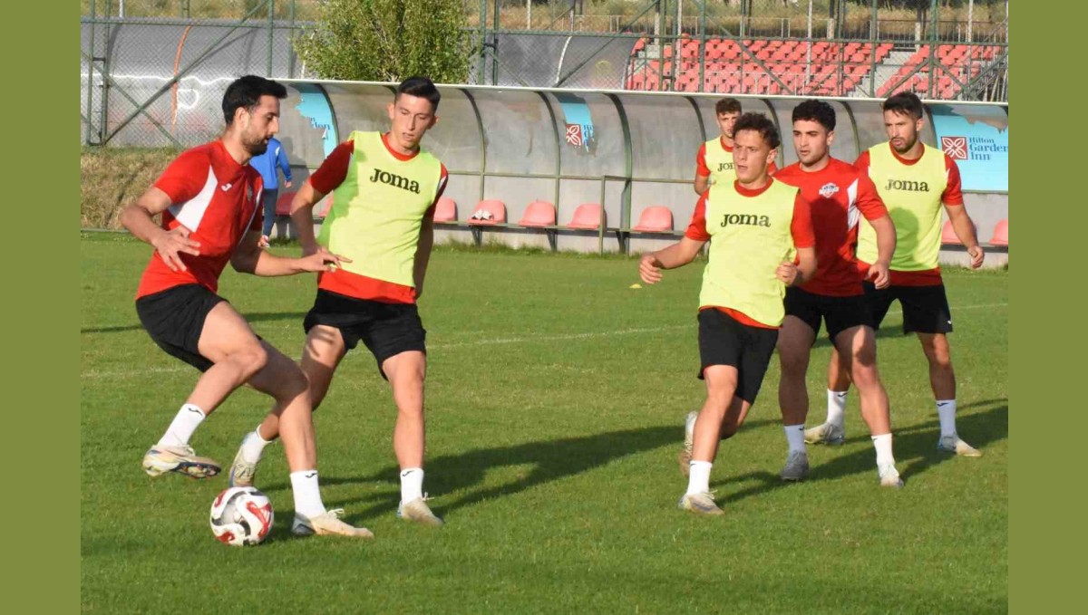 1461 Trabzon FK Erzurum'da kampa başladı