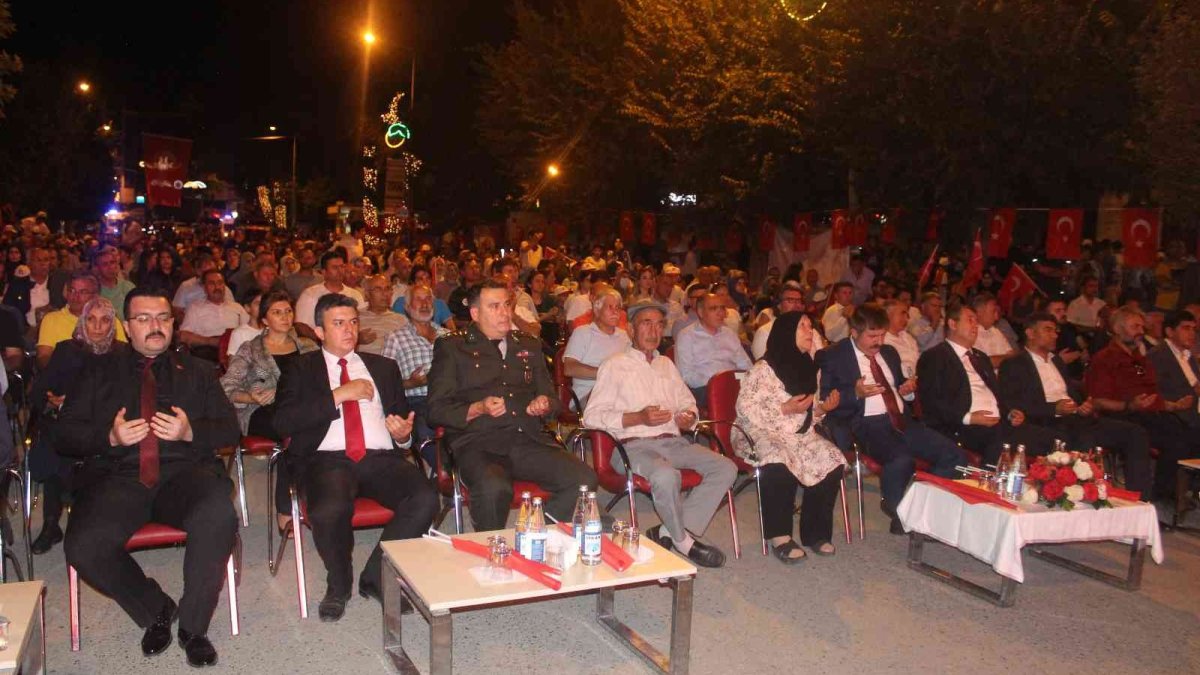 15 Temmuz Iğdır'da Coşku İçinde Kutlandı