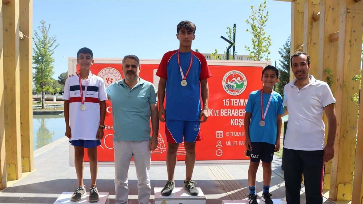 15 Temmuz koşusunda çekişme