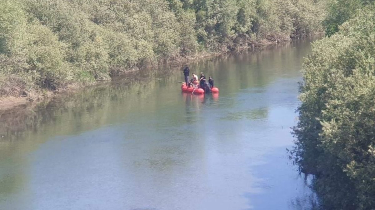 150 kişilik ekip, Murat Nehri'nde kaybolan vatandaşı arıyor