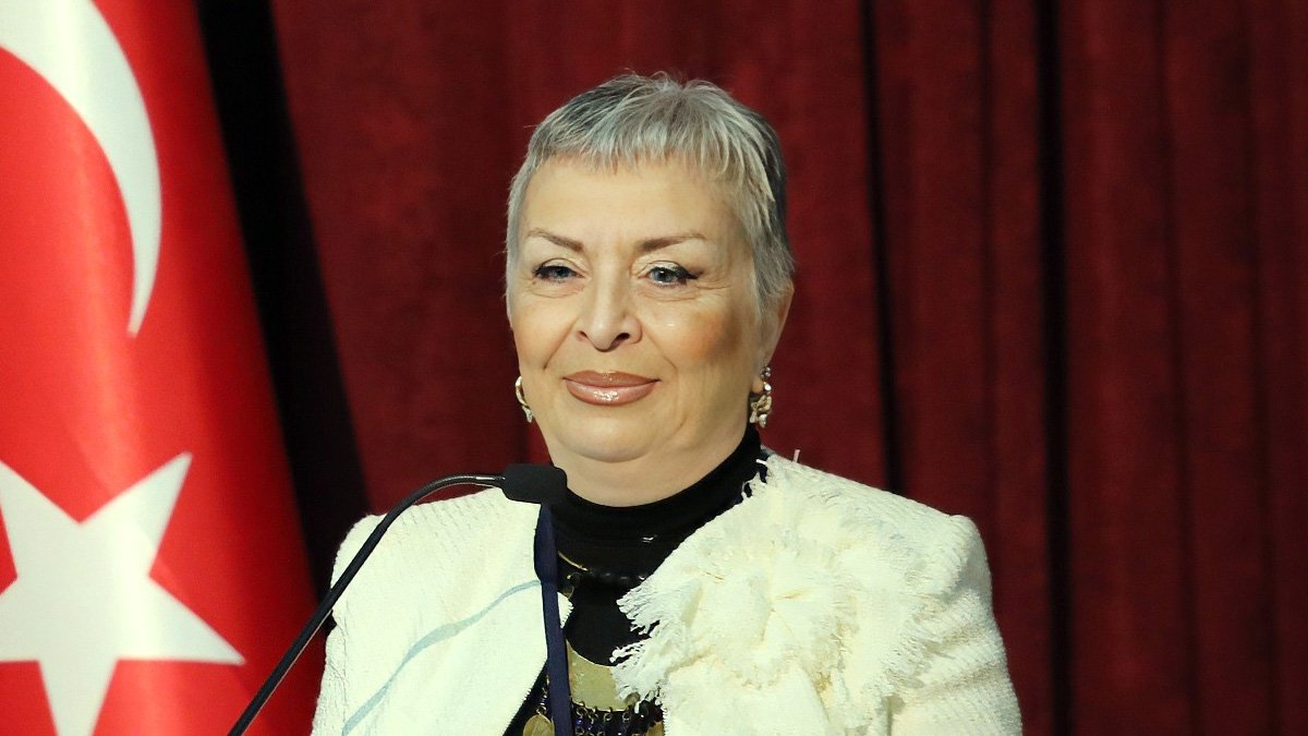 16 yıldır görevdeydi: Meral Dinçer’den ayrılık sonrası “Neden?” paylaşımı