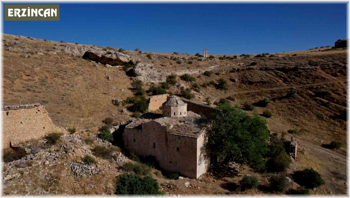 168 yıllık Abrenk Kilisesi kendi haline terk edilmiş durumda