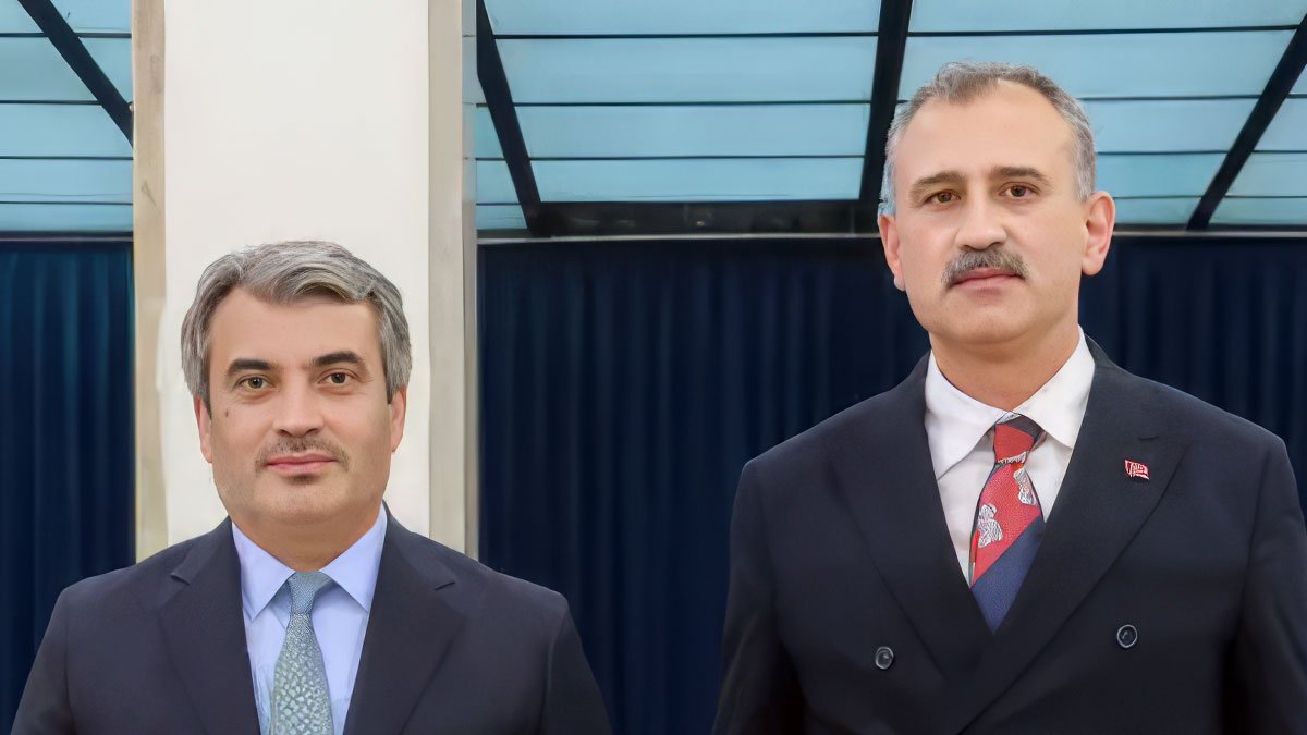 Ağrı Valisi Önder Bozkurt ile Türkşeker Genel Müdürü Muhiddin Şahin Görüştü...