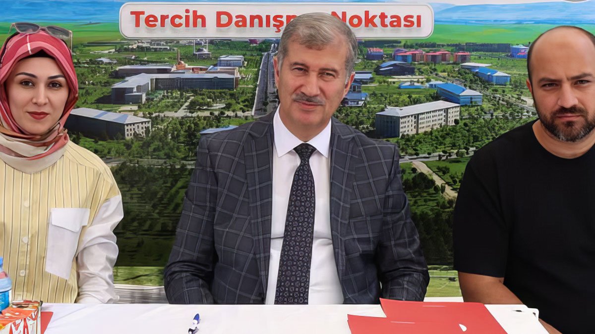 Rektör İlhami Gülçin'den Adaylara Güçlü Mesaj: Neden Ağrı İbrahim Çeçen Üniversitesi?
