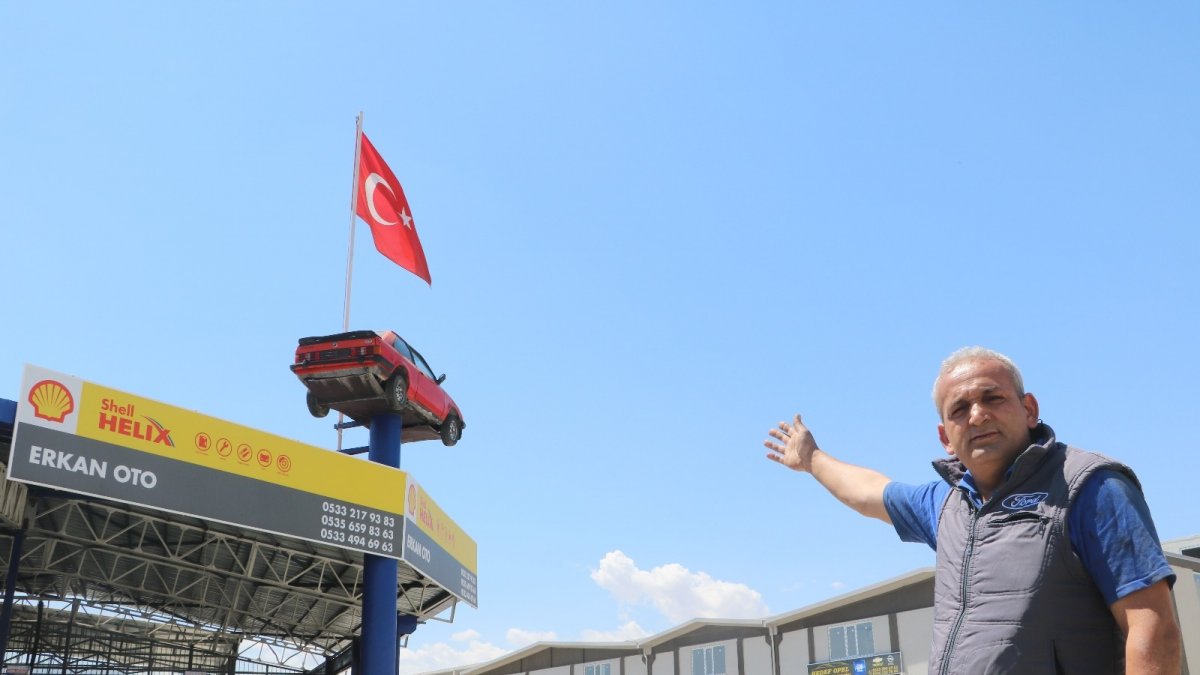 1984 model otomobili gören bir daha bakıyor