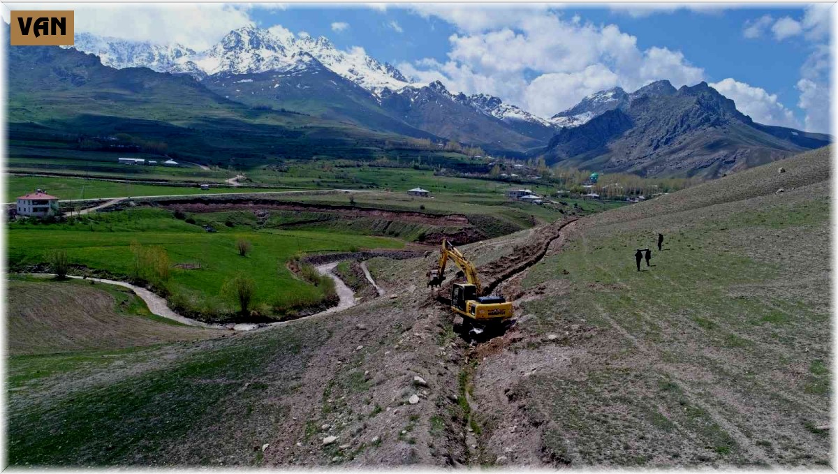 2 bin rakımda çiftçilere can suyu olacak sulama kanalı