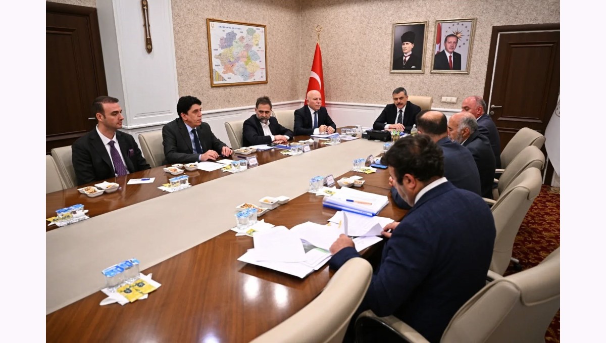 2. Organize Sanayi Bölgesi yönetim kurulu Vali Çiftçi başkanlığında toplandı