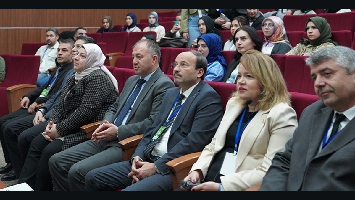 2. Ulusal Moleküler Biyoloji ve Genetik öğrenci kongresi ETÜ ev sahipliğinde başladı