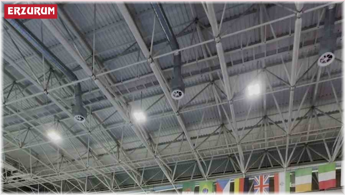 20. İşitme Engelliler Kış Olimpiyat Oyunları'na katılan kadın sporculardan 8 Mart kutlaması