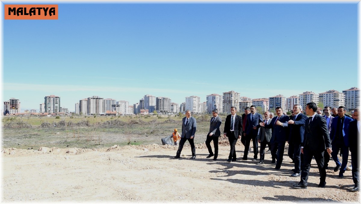 2023'te tamamlanacak 100.yıl parkının yer teslimi yapıldı