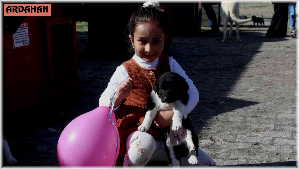 23 Nisan etkinlikleri çerçevesinde Anaokulu öğrencileri hayvan barınağını ziyaret etti