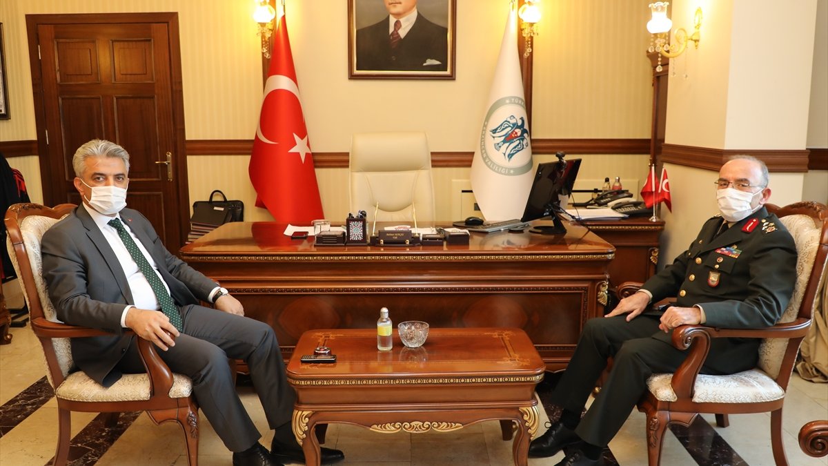 3. Ordu Komutanı Korgeneral Şeref Öngay Erzincan Valiliğini ziyaret etti