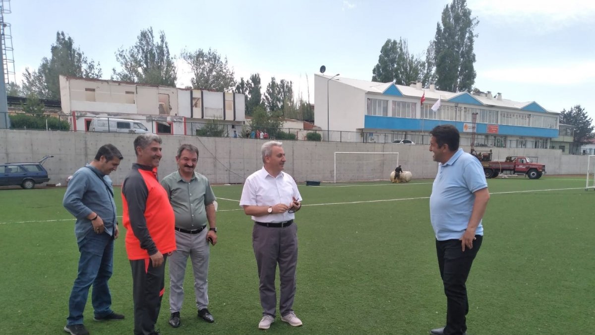 3 Temmuz Stadı'nda yenileme çalışmaları başladı