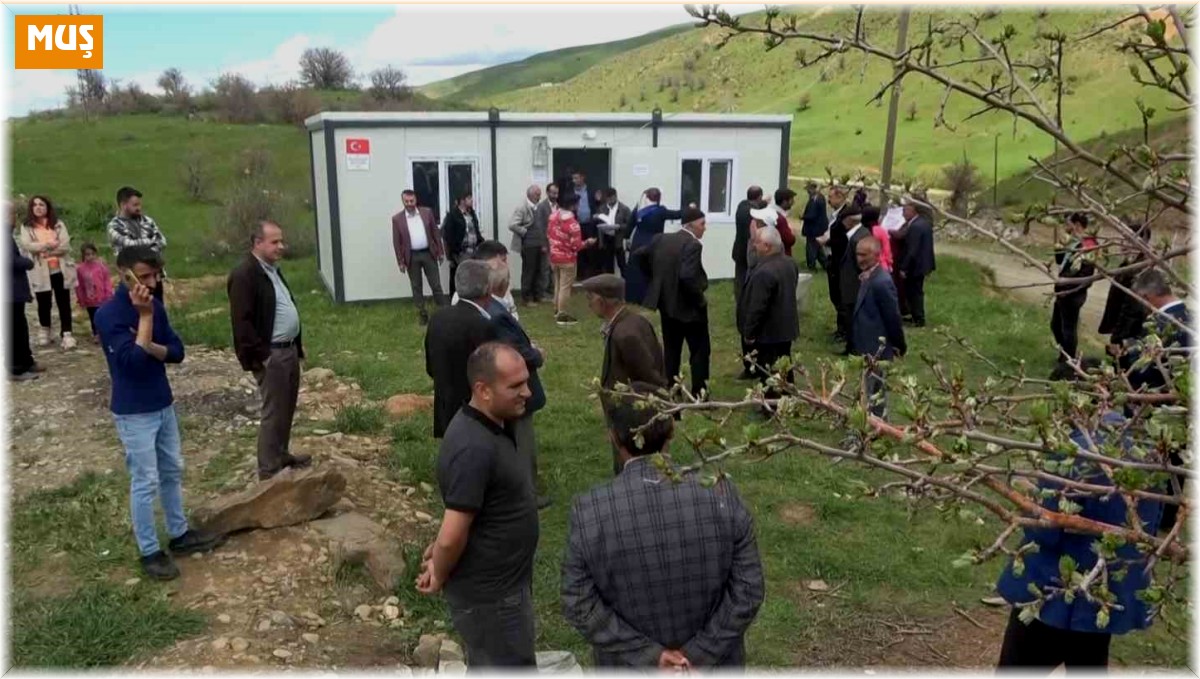 30 yıl sonra ilk kez köylerinde oy kullandılar