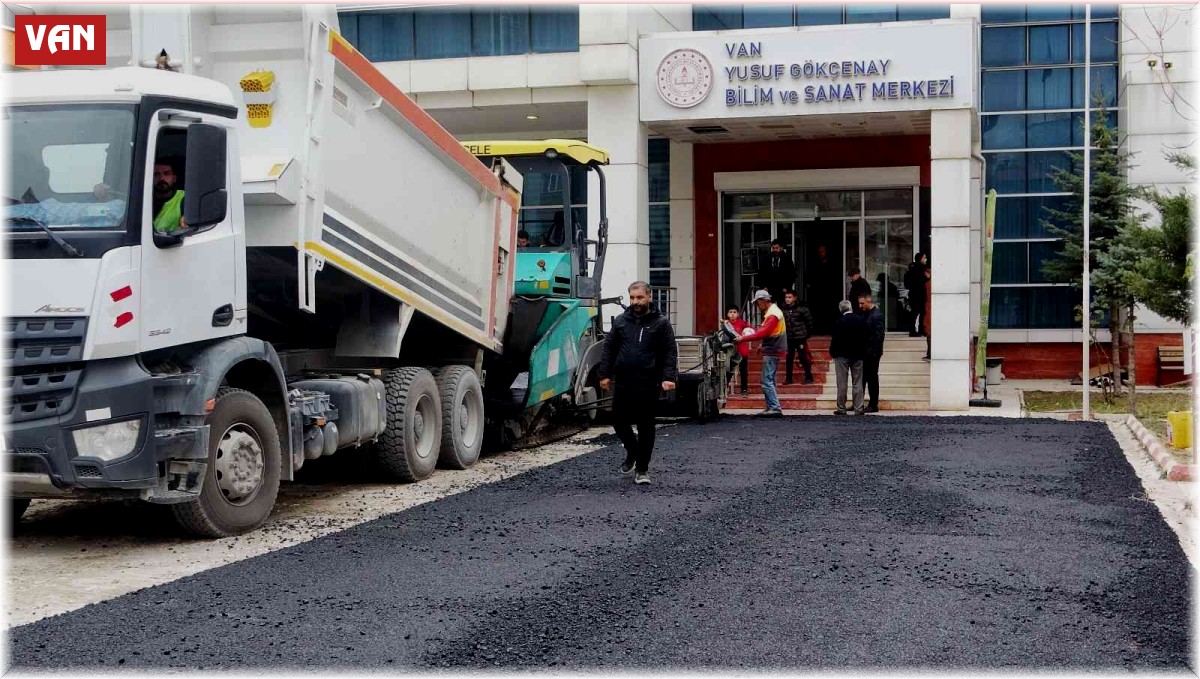 350 öğrencinin eğitim aldığı Yusuf Gökçenay BİLSEM'in çevresi yenileniyor