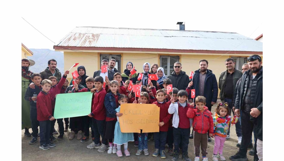 Ağrı'da "Okulum Beni Bekler" Projesiyle Dönerdere Köyündeki 9 Yaşındaki Öğrenci Okula Döndü
