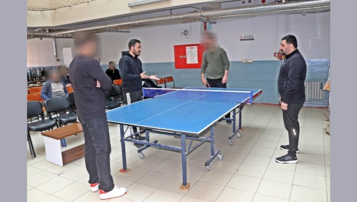 Patnos Açık Ceza İnfaz Kurumu'nda masa tenisi turnuvası düzenlendi
