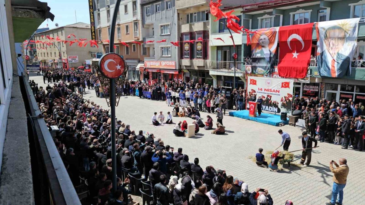 Diyadin'de kurtuluş coşkusu: Düşman işgalinden kurtuluşunun 108. yıl dönümü kutlandı