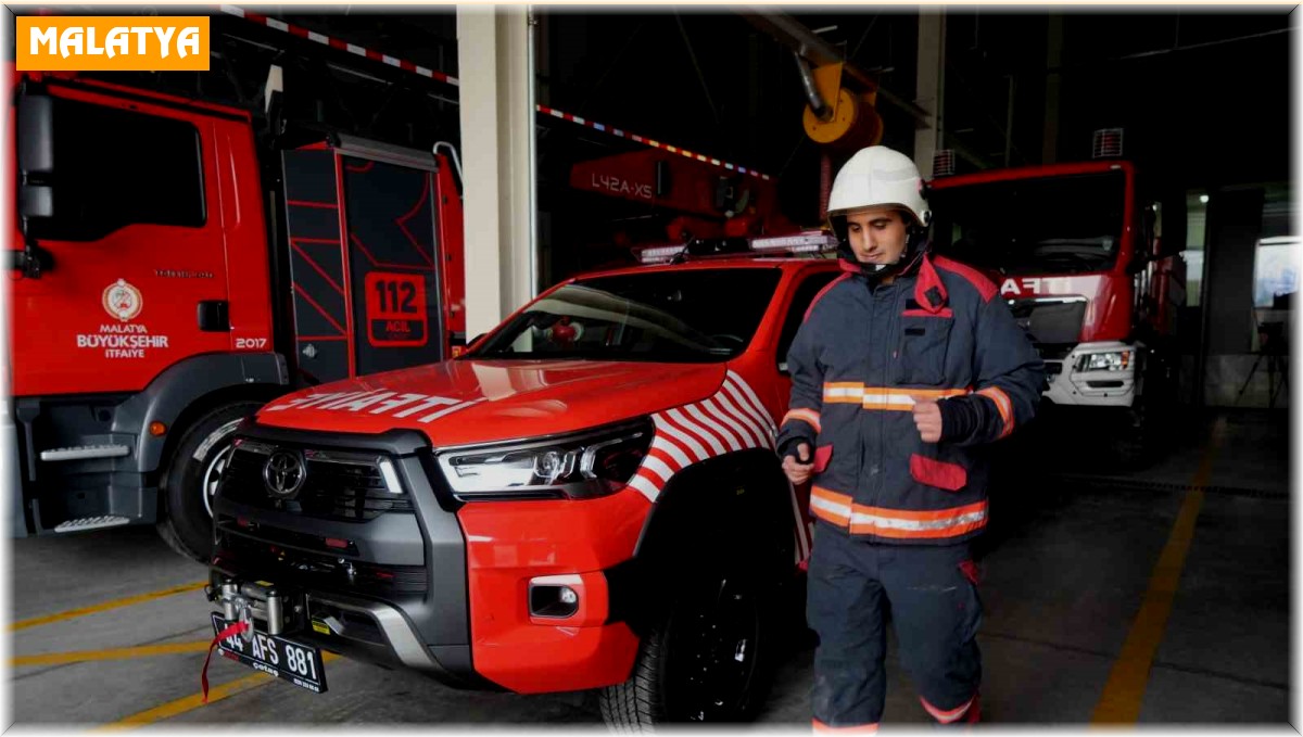 4 ayrı deprem yaşan itfaiyeci: "Acıların tecrübesi olmuyormuş"