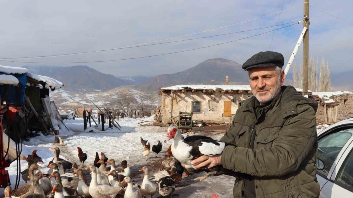 4 bin 500 kilometre uzaktan Erzurum'a gelen misafir