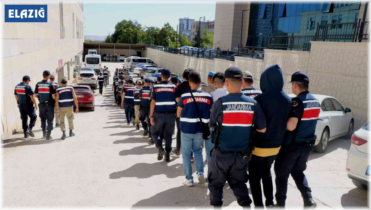 4 ilde 260 vatandaşı dolandıran suç örgütüne operasyon: 26 şüpheli adliyeye sevk edildi