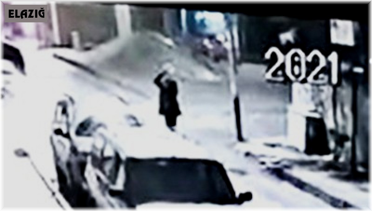 4 İş yerinin camını kıran şüpheli önce kameralara ardından polise yakalandı