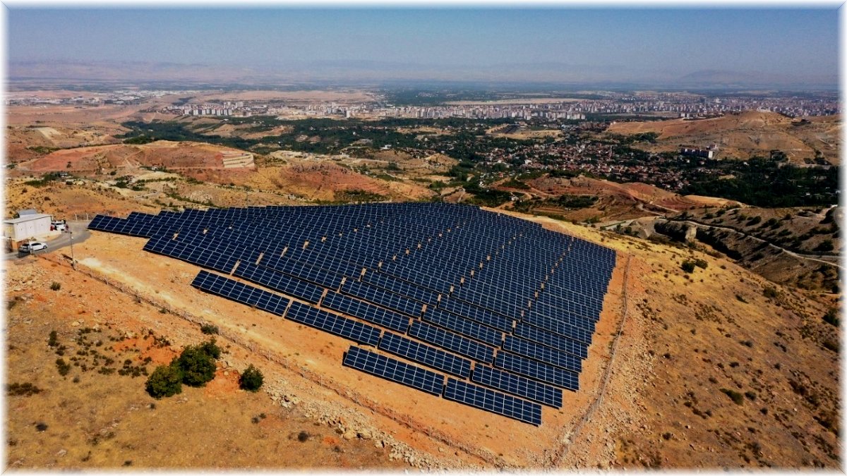 4 milyon 466 bin TL maliyetle güneş enerji santrali ilçeye umut oluyor