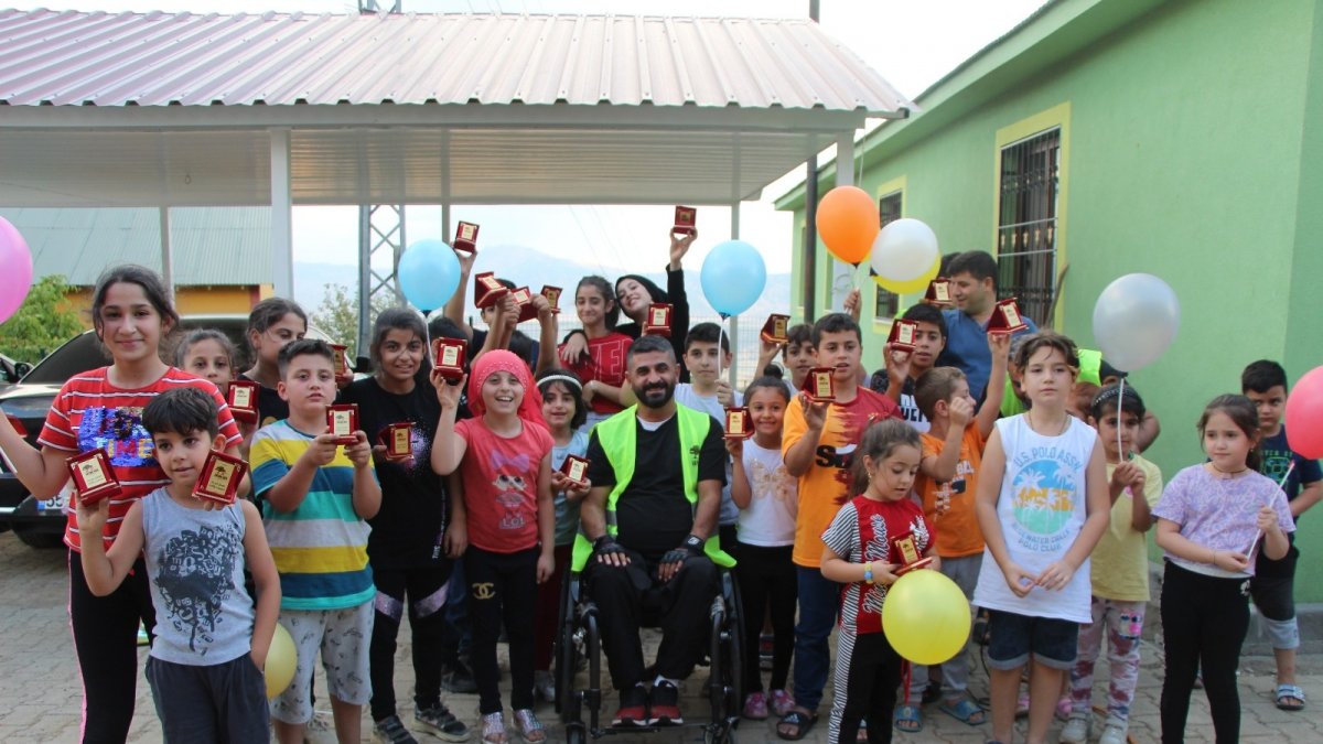 42 farklı şehirden köye gelen çocuklar, mini şenlikte doyasıya eğlendi