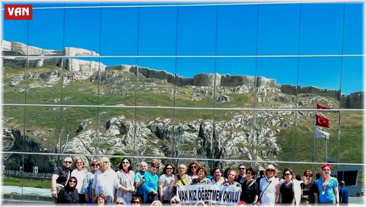 45 yıl aradan sonra tekrar Van'da buluştular