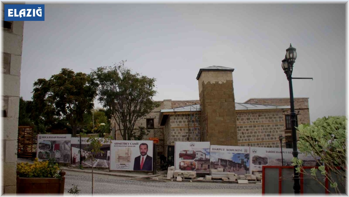 515 yıllık tarihi Ahmet Bey Camisinde restorasyon çalışmaları sürüyor