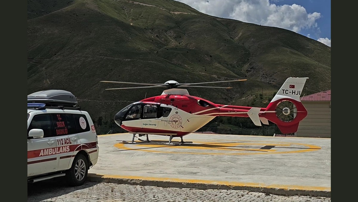 54 yaşındaki hasta için helikopter ambulans havalandı