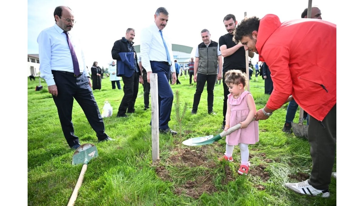 60+ Tazelenme Üniversitesi'nde yıl sonu programı