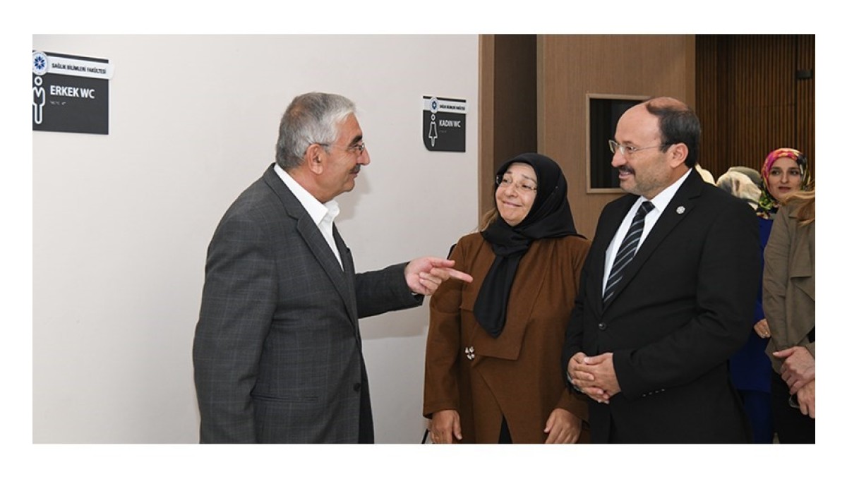 60+ Tazelenme Üniversitesi'nin ilk dersinde Gazze'ye dikkat çekildi