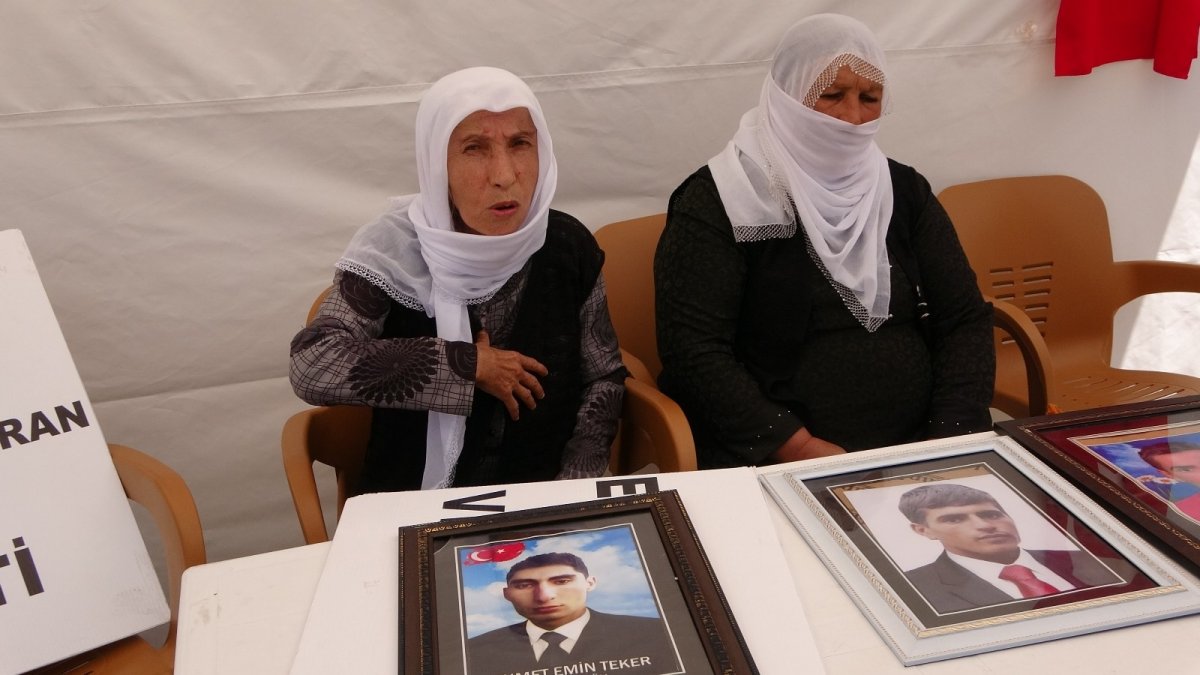 65 yaşındaki gözü yaşlı anneden HDP'ye tepki