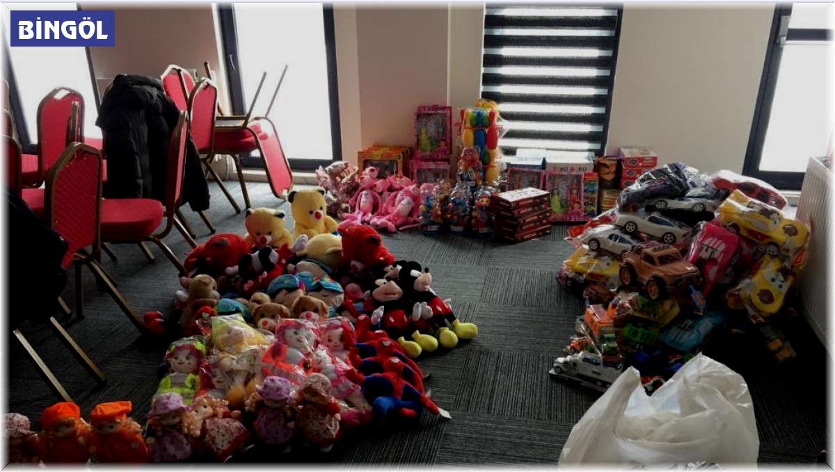 7 yaşındaki Hiranur'dan depremzede akranlarına duygulandıran not