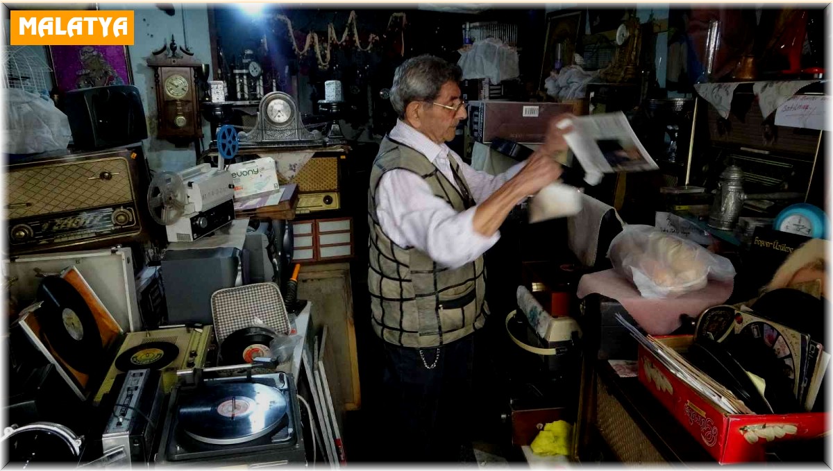 70 yıllık gramofon ustası tarihe ışık tutuyor