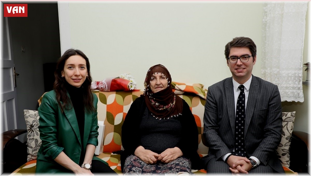 73 yaşındaki Güler Teyze'ye doğum günü sürprizi