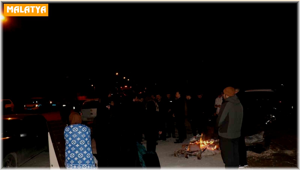 78 kişiye mezar olan Hakimbey Apartmanında anma etkinliği