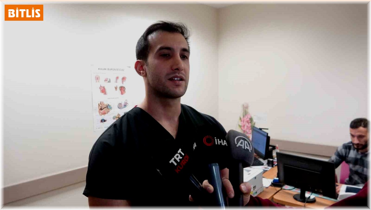 8 aylık bebeğin boğazına kaçan çengelli iğne başarılı bir operasyonla çıkartıldı