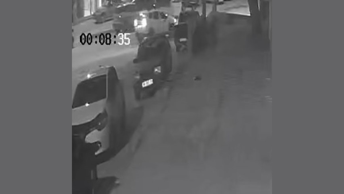 8 kişinin yaralandığı silahlı saldırı anı güvenlik kameralarına yansıdı