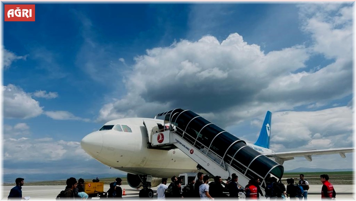 826 Afgan göçmen ülkelerine gönderildi