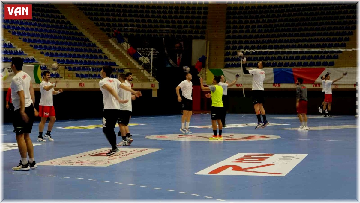 A Milli Erkek Hentbol Takımı, Kuzey Makedonya maçına hazır