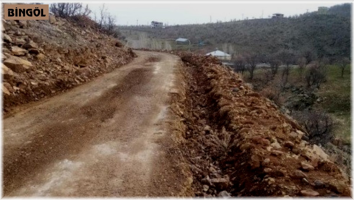 Açık Kapı birimine bildirdi, yol sorunu çözüldü