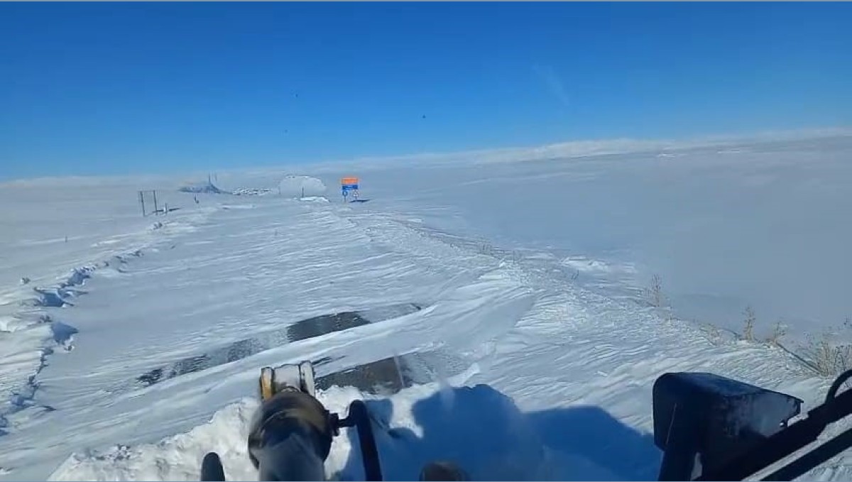 Adilcevaz-Malazgirt kara yolu ulaşıma açıldı