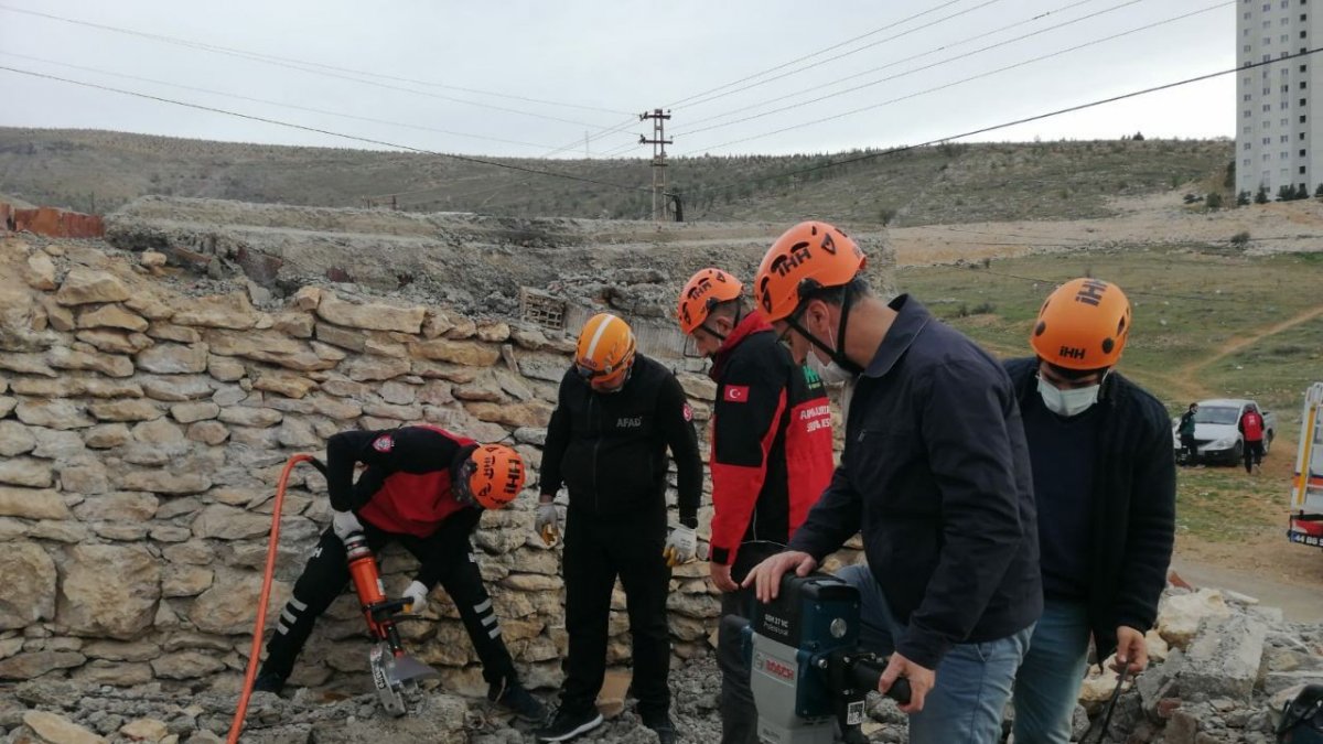 AFAD'tan arama-kurtarma eğitimi