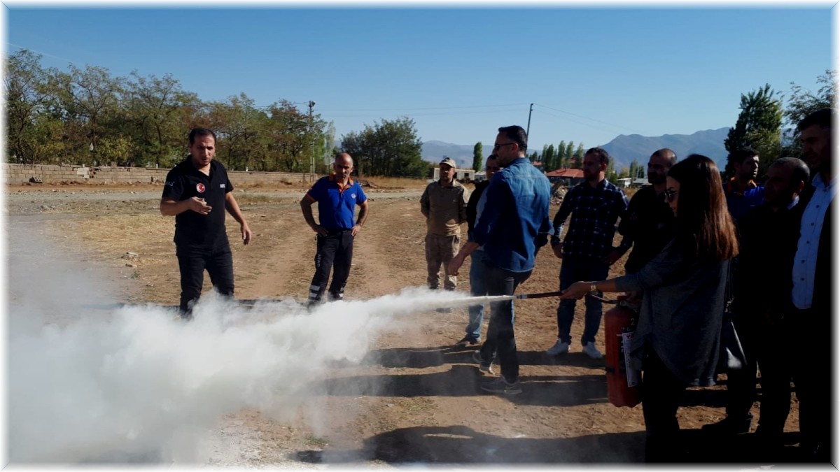 AFAD'tan kamu personellerine arama kurtarma eğitimi