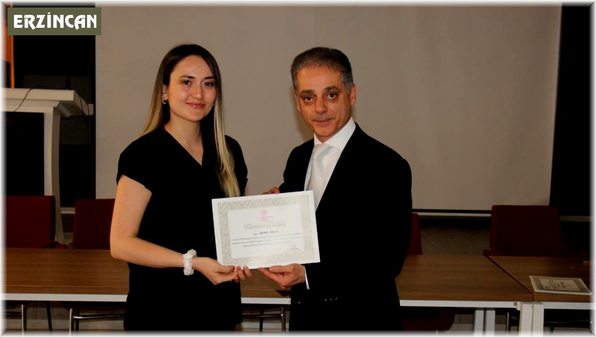 Afet bölgesinden dönen sağlıkçılara teşekkür belgesi verildi