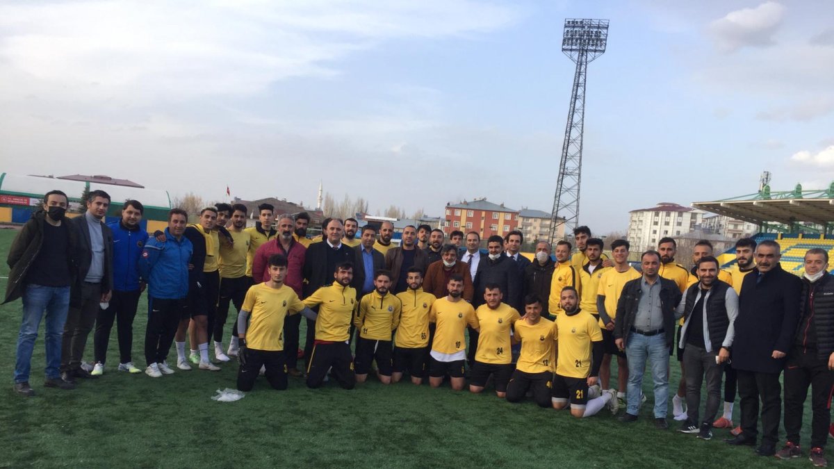 Ağrı ASKF, Vefa Spor İdmanında