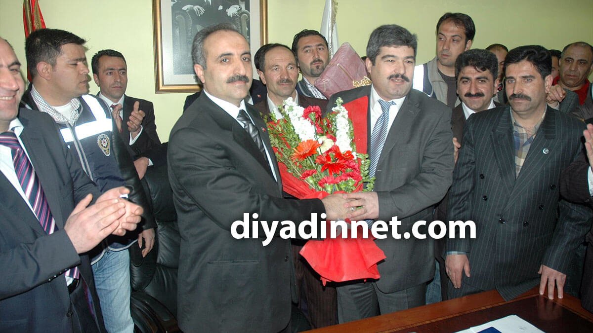 Ağrı Belediye Başkanı Hasan Arslan Mazbatasını Aldı