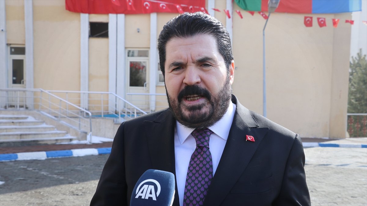 Ağrı Belediye Başkanı Savcı Sayan, Diyarbakır anneleriyle görüntülü konuştu: